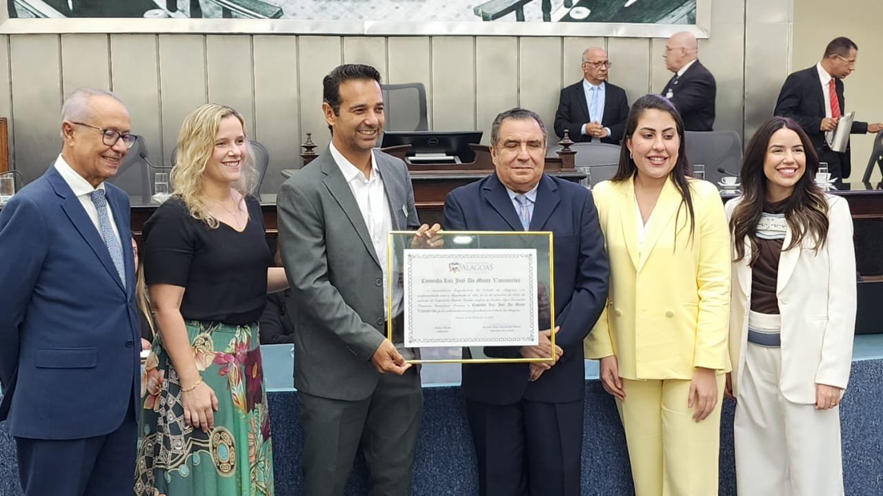 Homenagem Igor na ALE Alagoas