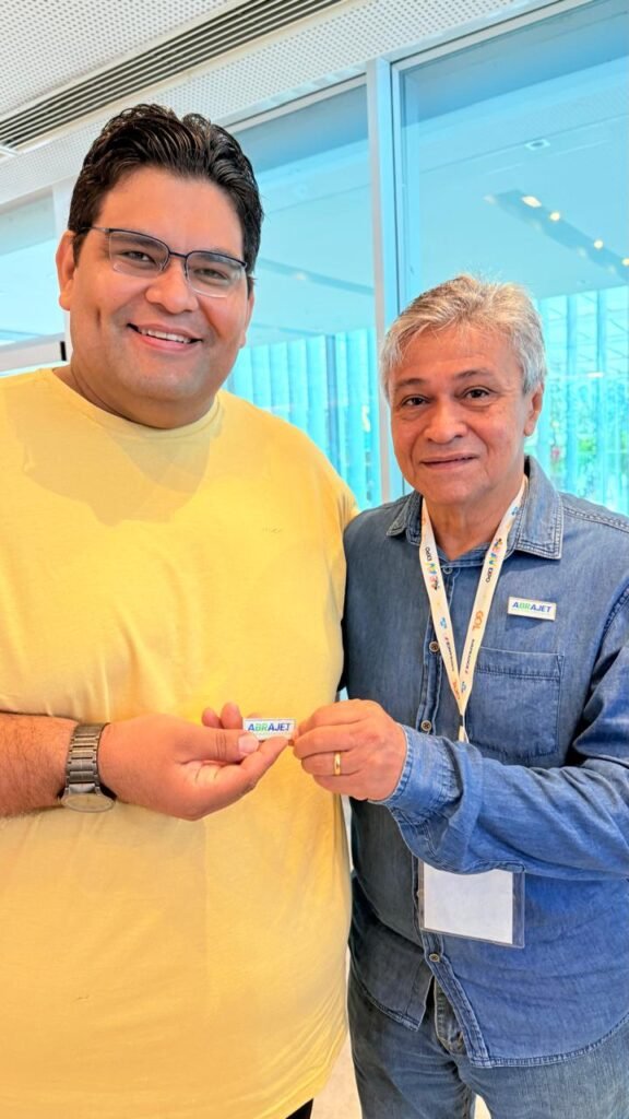 jornalistas da abrajet na abav expo 2025 que aconteceu no RS
